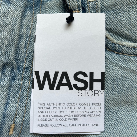 NWT GAP Mid Rise Slim Denim Shorts - Picture 9 of 9